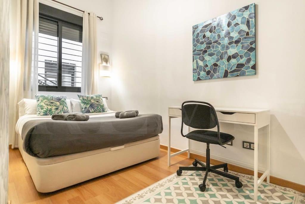 Relaxing Apartment With Parking In The Center By Rems Malaga Ngoại thất bức ảnh