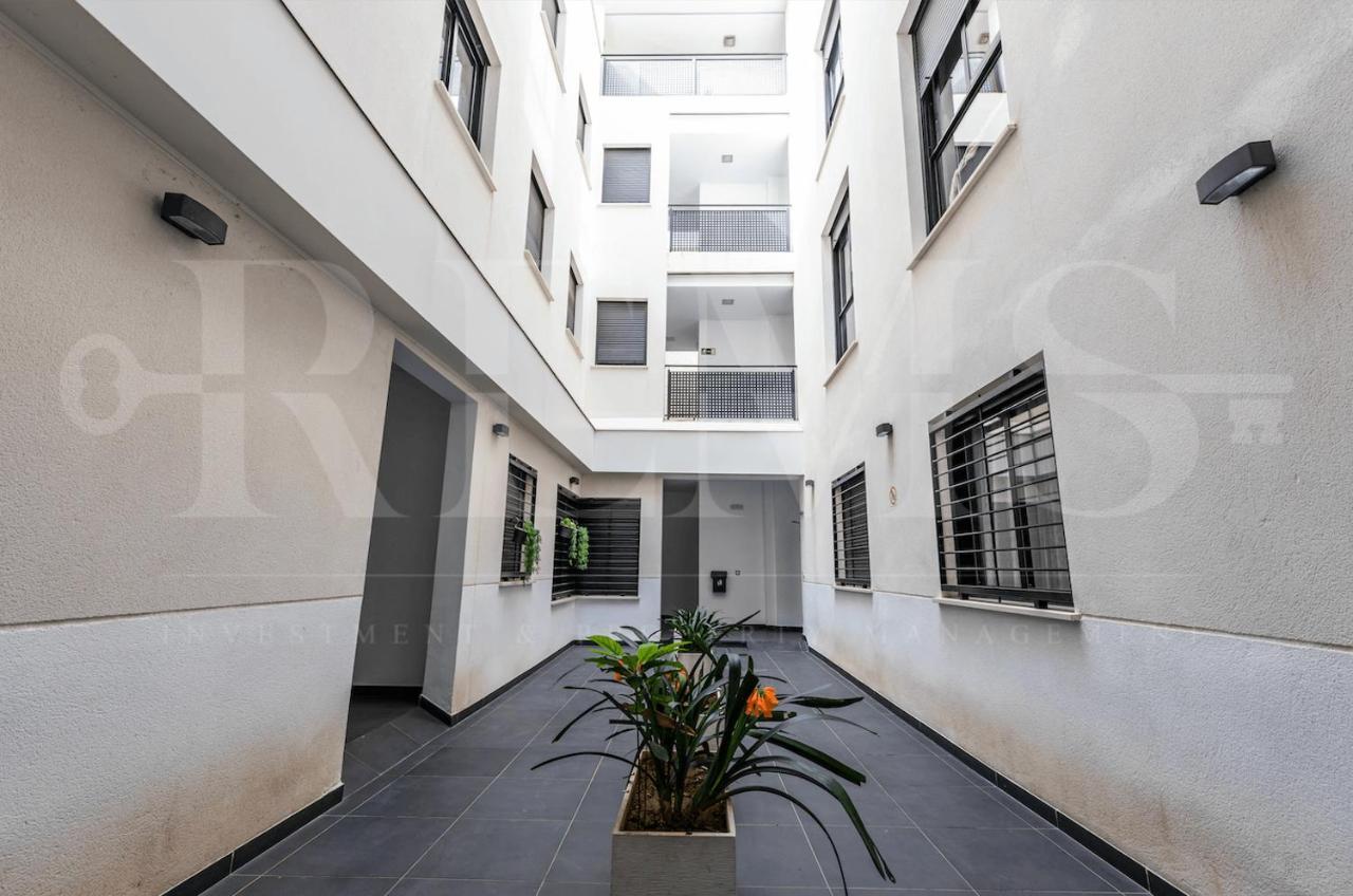 Relaxing Apartment With Parking In The Center By Rems Malaga Ngoại thất bức ảnh